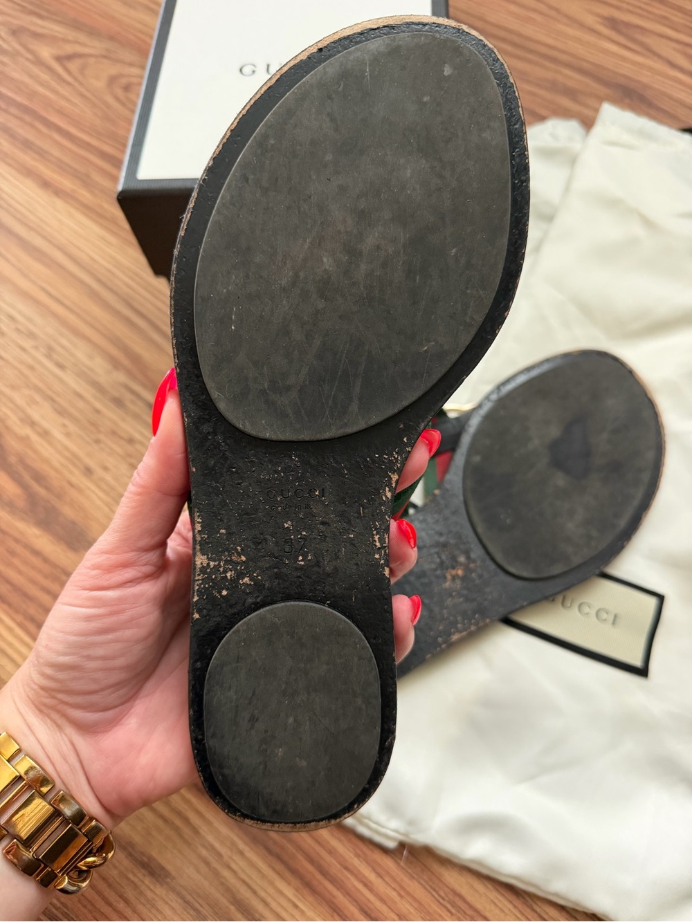 Women’s Gucci Black Embossed GG Leather Thong Sandals with Red-Green Web Size 7 - Picture 8 of 10